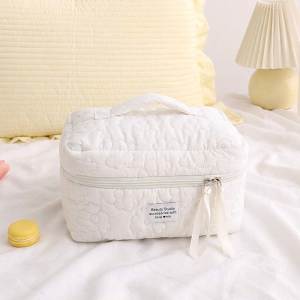 BEAUTY Cosmetic Bag WHITE  Personal Care Products