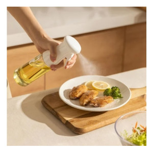 Clever Oil Spray Bottle Kitchen Tools